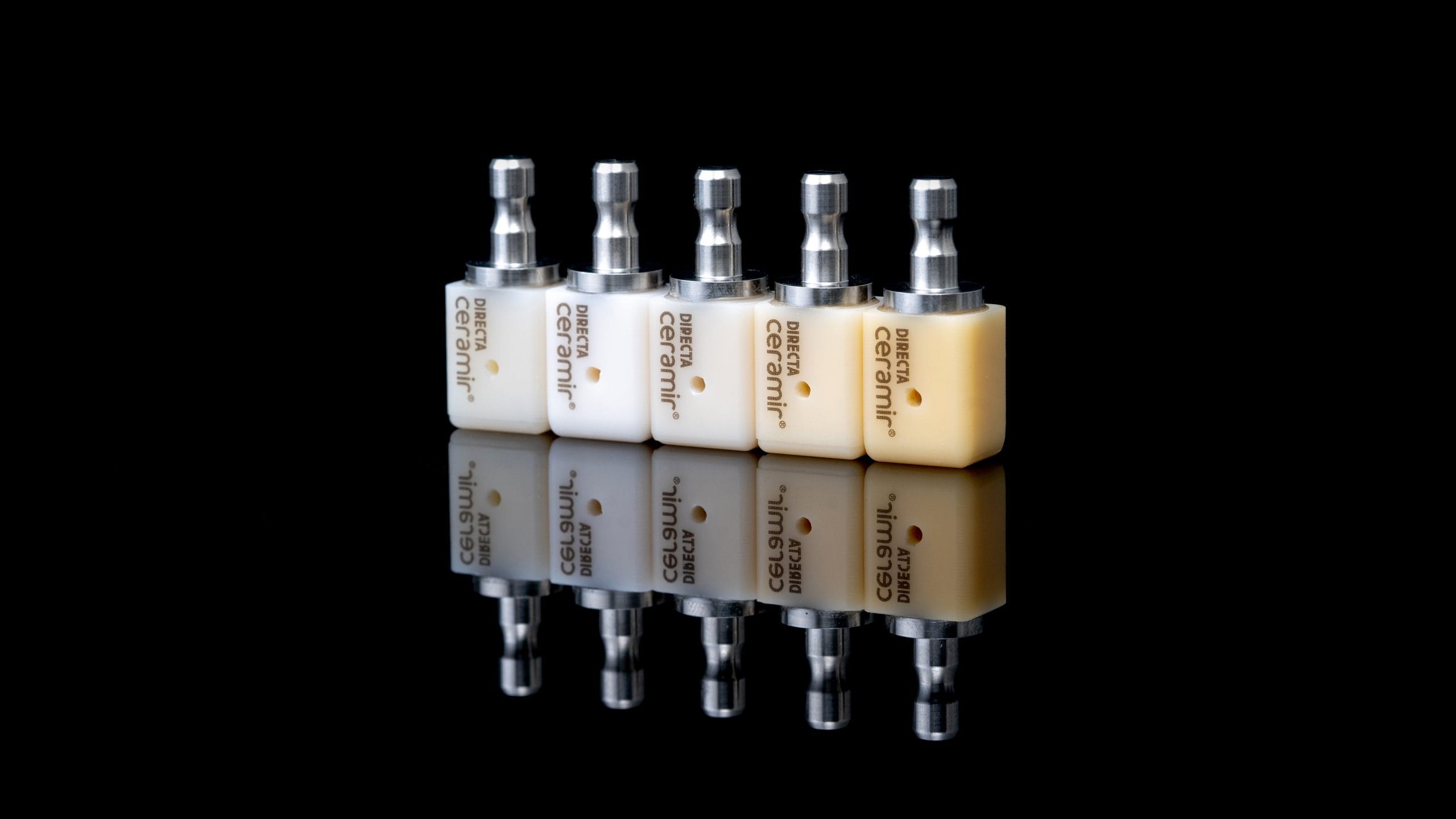 luxator-ceramir-i-block-cad-cam-block-biokeramik-krone image 1