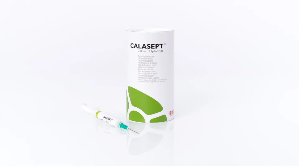 luxator-calasept-calciumhydroxid-paste-wurzelkanal-spritze image 1